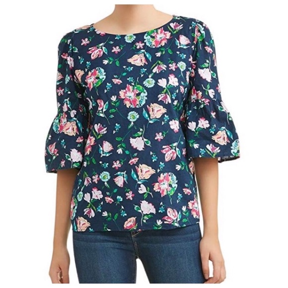 Time and Tru Tops - NWT XXL Time & Tru Floral Bell Sleeve Top